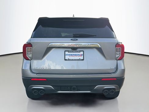 Used 2020 Ford Explorer Platinum w/ Premium Technology Package AWD/4WD image 18