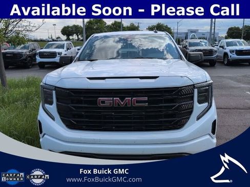 Used 2025 GMC Sierra 1500 Elevation AWD/4WD image 2