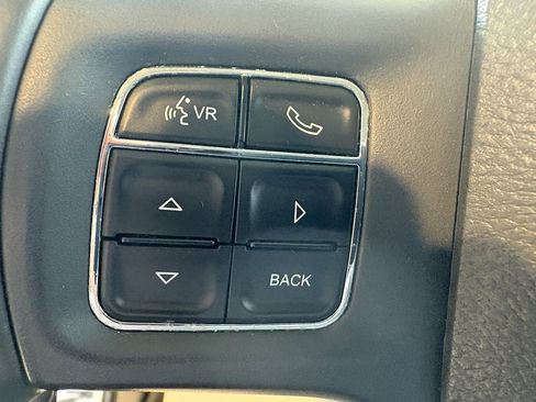 Used 2012 RAM 1500 Big Horn w/ Luxury Group image 13