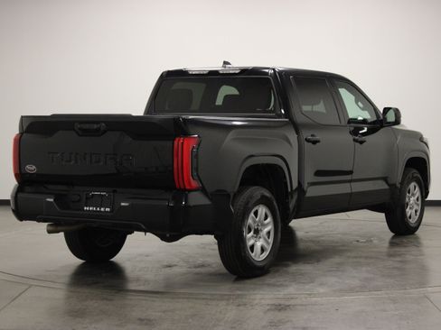 Used 2025 Toyota Tundra SR AWD/4WD image 8