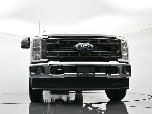 New 2026 Ford F250 XL w/ XL Chrome Package AWD/4WD image 39