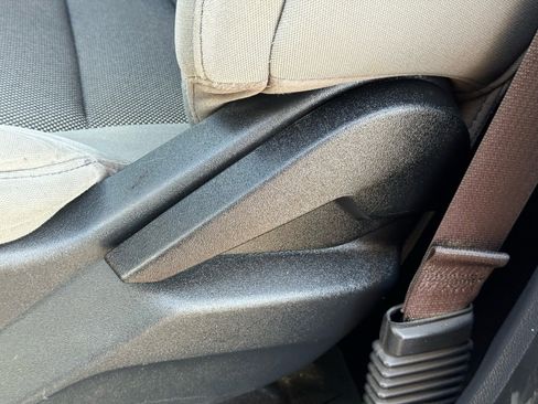 Used 2023 Ford F150 XLT image 19