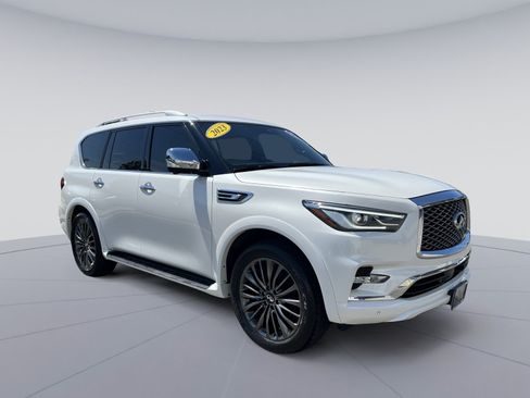 Used 2023 INFINITI QX80 Sensory w/ Cargo Package AWD/4WD image 11