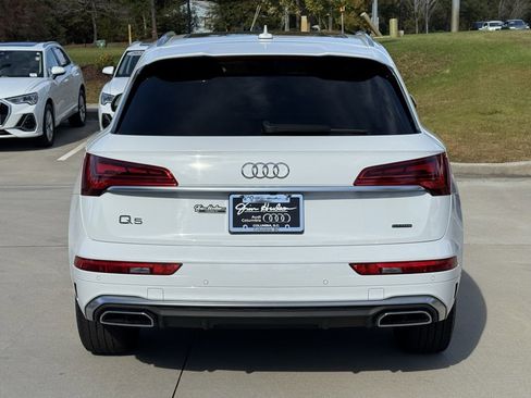 Used 2022 Audi Q5 2.0T Premium w/ Convenience Package image 13