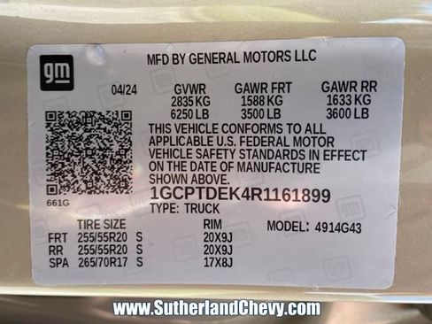 Used 2024 Chevrolet Colorado Z71 w/ LPO, Dark Essentials Package AWD/4WD image 46