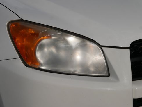 Used 2010 Toyota RAV4 4WD image 16