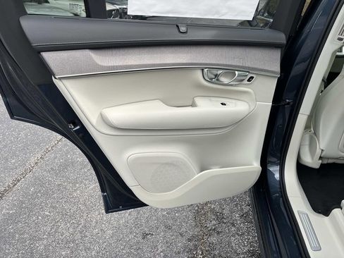 New 2026 Volvo XC90 B6 Ultra w/ Protection Package image 17