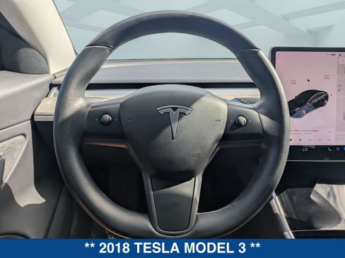 Used 2018 Tesla Model 3 Long Range RWD image 25
