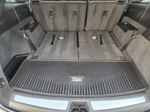 Used 2023 Cadillac XT6 Luxury FWD image 33