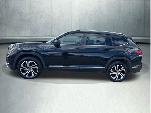 Used 2023 Volkswagen Atlas SEL AWD/4WD image 2