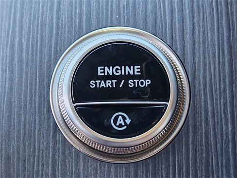 New 2025 Mercedes-Benz GLC 300 4MATIC image 23