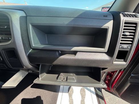 Used 2013 RAM 1500 Express RWD image 26
