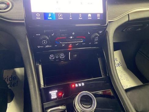 Certified 2023 Jeep Grand Cherokee L Limited AWD/4WD image 29