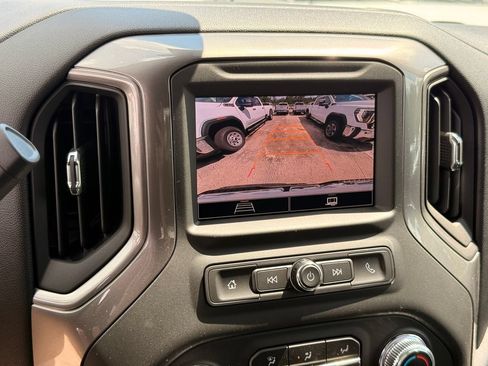New 2026 GMC Sierra 2500 Pro AWD/4WD image 17