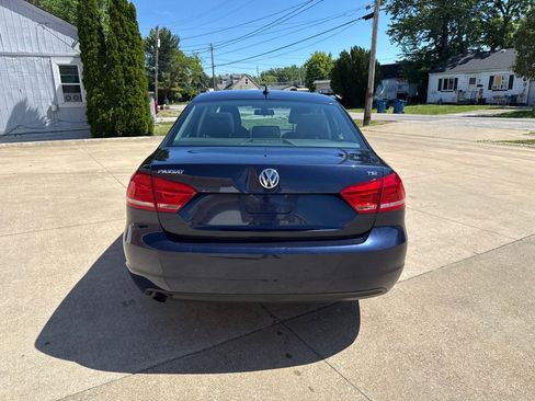 Used 2015 Volkswagen Passat 1.8T S FWD image 7