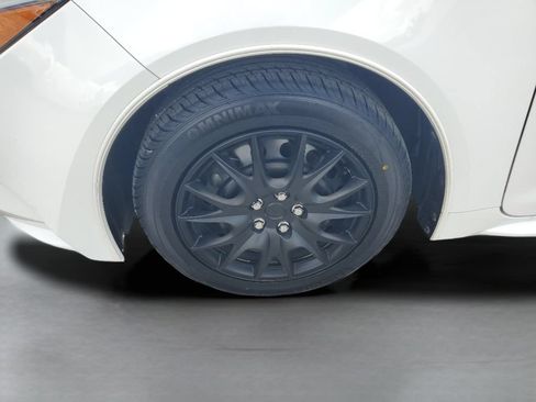Certified 2023 Toyota Corolla LE FWD image 24