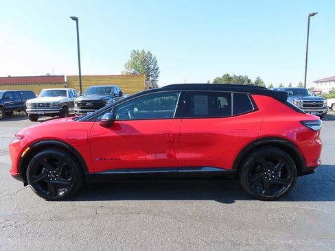 Used 2024 Chevrolet Equinox EV RS image 4