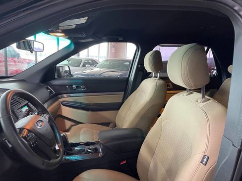 Used 2017 Ford Explorer 4WD image 16