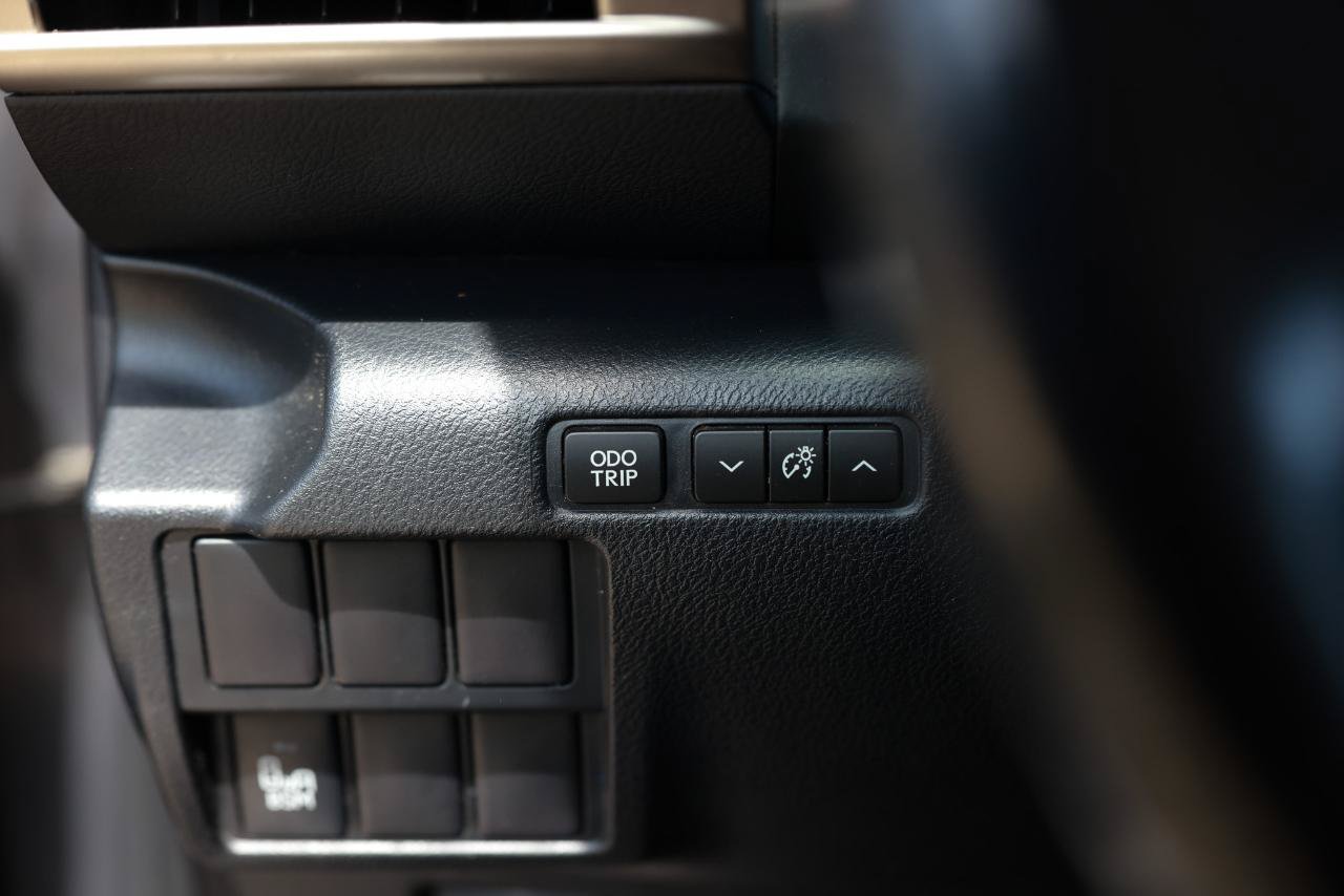 Used 2015 Lexus IS 250 RWD image 46