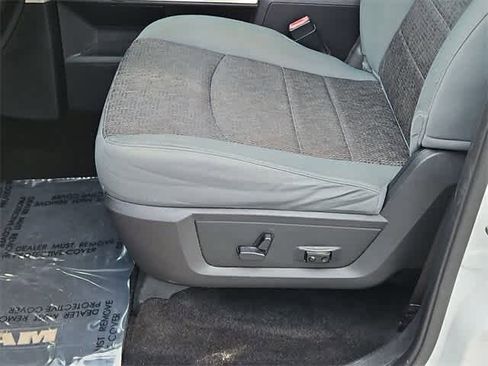 Used 2015 RAM 1500 Big Horn image 18