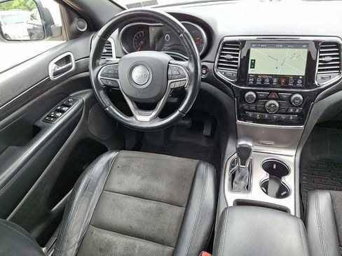 Used 2021 Jeep Grand Cherokee Laredo X AWD/4WD image 14