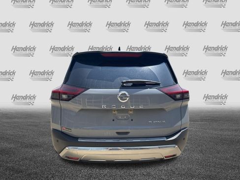 Used 2021 Nissan Rogue Platinum FWD image 9