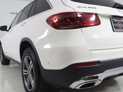 Used 2022 Mercedes-Benz GLC 300 4MATIC w/ Driver Assistance Package image 26