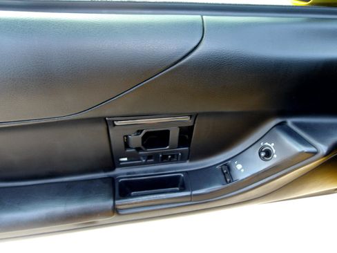 Used 1996 Chevrolet Corvette Coupe image 14