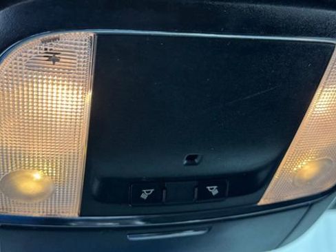Used 2018 Jeep Grand Cherokee Laredo AWD/4WD image 29