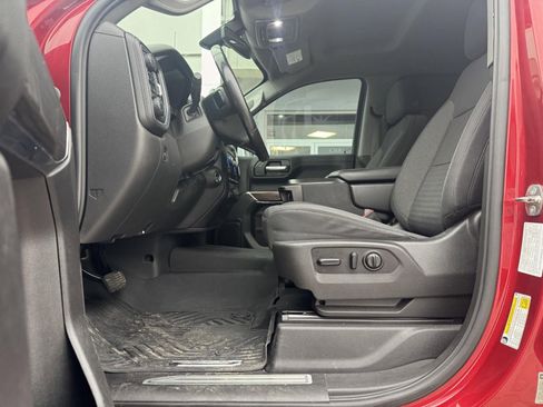 Used 2021 Chevrolet Silverado 1500 LT image 10