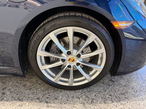 Used 2018 Porsche 718 Boxster RWD image 53