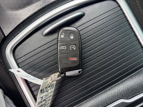 Used 2017 Dodge Charger SXT w/ Rallye Group RWD image 29