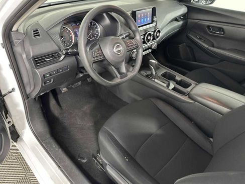 Used 2024 Nissan Sentra S image 10