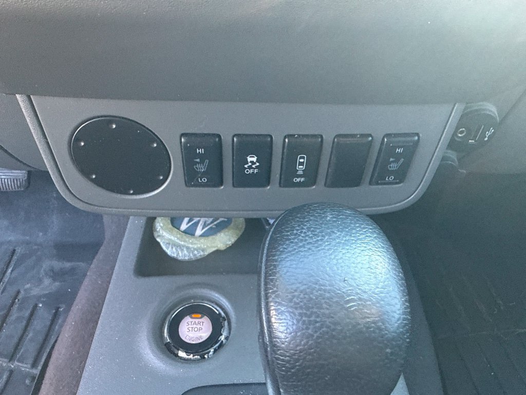 Used 2020 Nissan Frontier SV w/ Midnight Edition Floor Mats RWD image 21