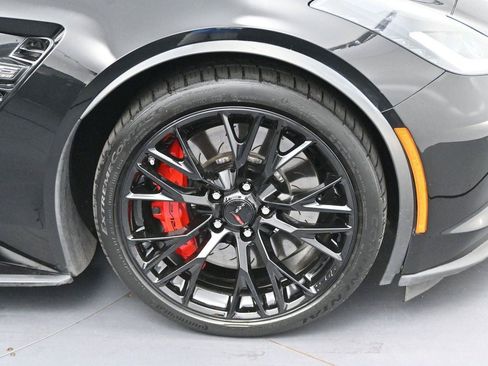 Used 2019 Chevrolet Corvette Z06 RWD image 27