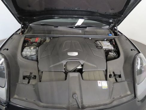 Certified 2023 Porsche Cayenne Coupe AWD/4WD image 51