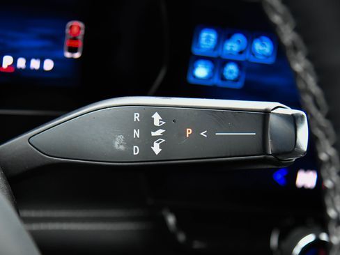 Used 2024 Chevrolet Blazer EV LT image 36