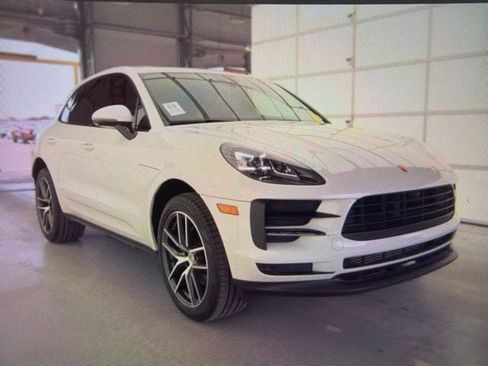 Used 2019 Porsche Macan AWD/4WD image 1