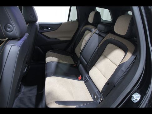 Certified 2026 Chevrolet Equinox ACTIV image 16