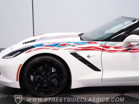 Used 2018 Chevrolet Corvette Stingray Convertible w/ 1LT RWD image 20