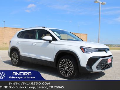 New 2025 Volkswagen Taos SE