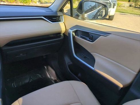 Certified 2025 Toyota RAV4 LE image 16