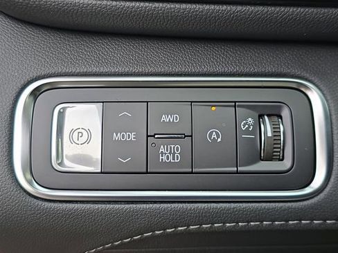 New 2026 Buick Enclave Preferred w/ Power Package AWD/4WD image 18