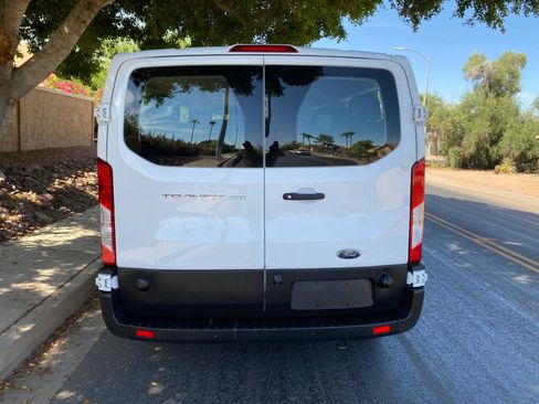 Used 2024 Ford Transit 350 XLT RWD image 7