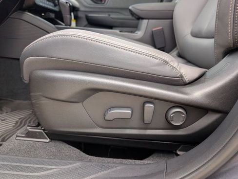 Used 2026 Subaru Outback Limited image 21