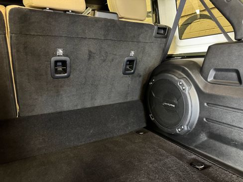 Used 2023 Jeep Wrangler Unlimited w/ Sun & Screen Package AWD/4WD image 29