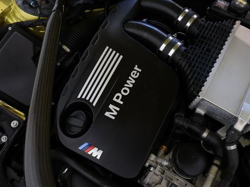 Used 2018 BMW M3 RWD image 40