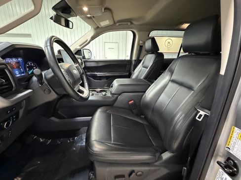 Used 2024 Ford Expedition Max XLT image 24