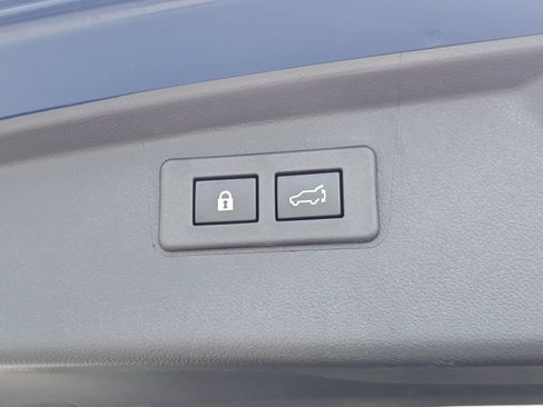 Certified 2025 Subaru Outback Wilderness AWD/4WD image 10