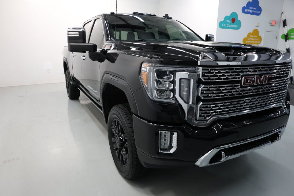 Used 2023 GMC Sierra 2500 Denali w/ Denali Black Diamond Edition AWD/4WD image 70